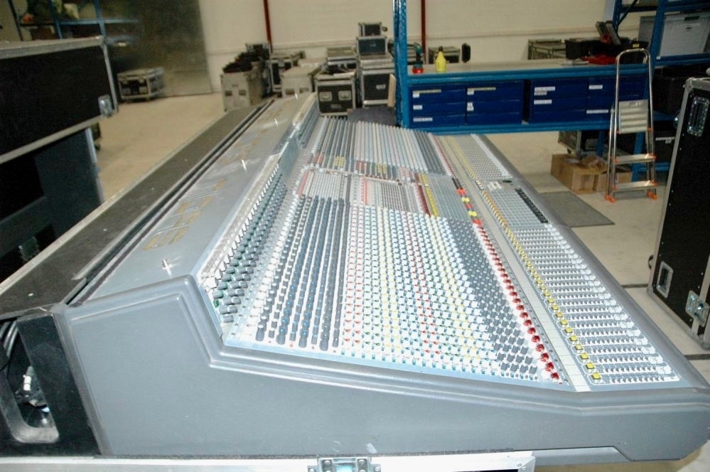 MIDAS XL4 48 MIDAS XL4 48