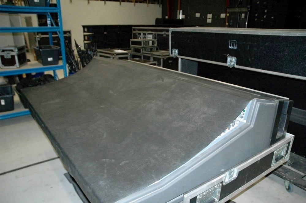 MIDAS XL4 48 MIDAS XL4 48