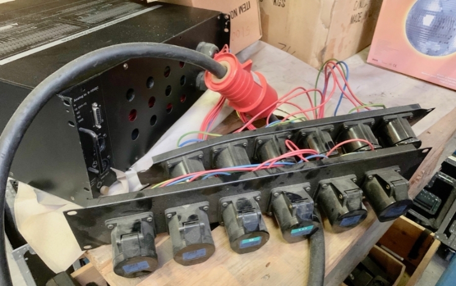 CHAUVET TFX-D12 CHAUVET TFX-D12