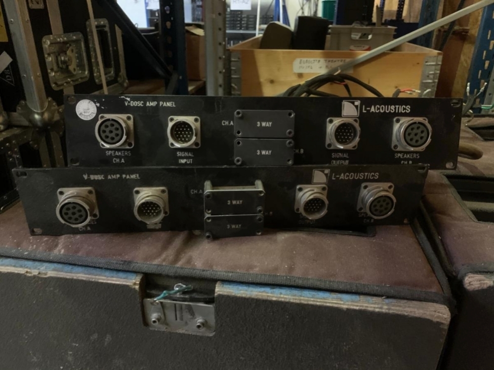 L-Acoustics CaCom panel L-Acoustics CaCom panel