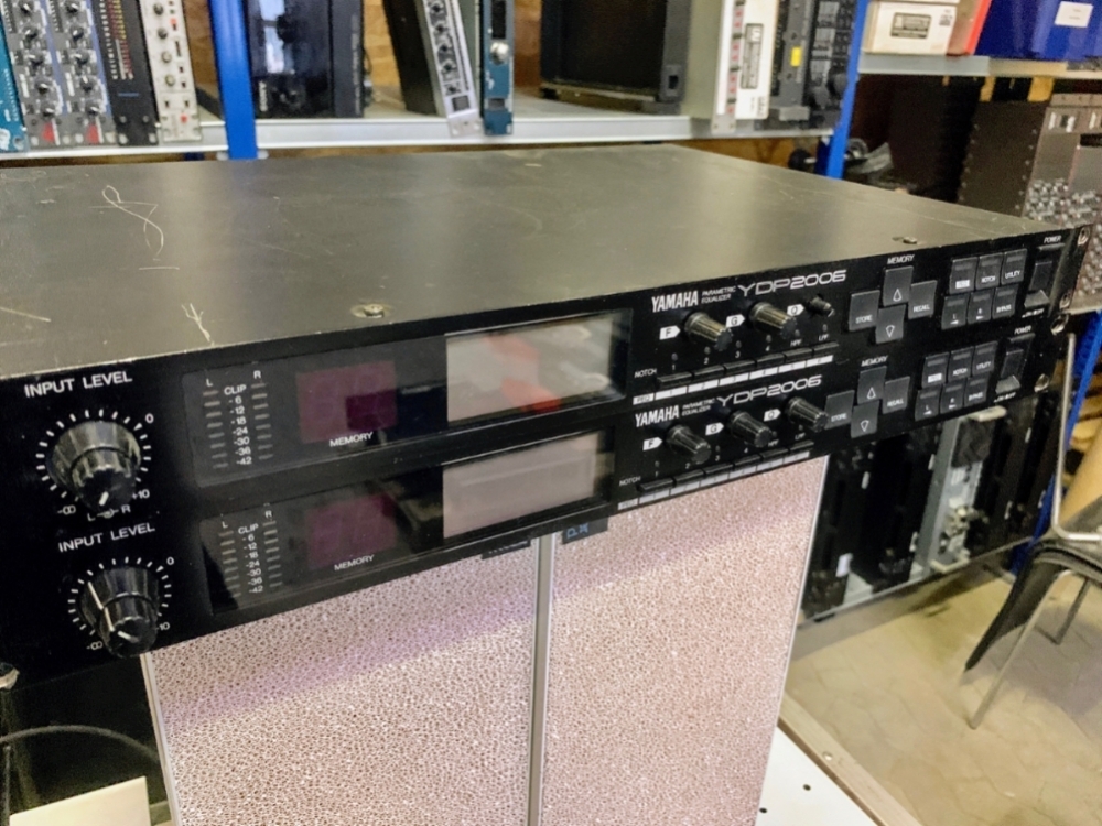 YAMAHA YDP2006