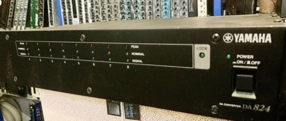 Yamaha DA824