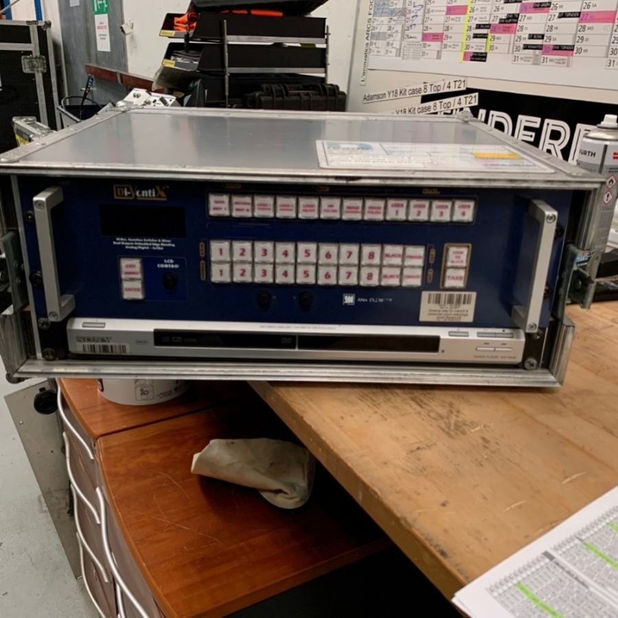 Analog way DI-VentiX 8 universal input video/vga mixerscaler Analog way DI-VentiX 8 universal input video/vga mixerscaler