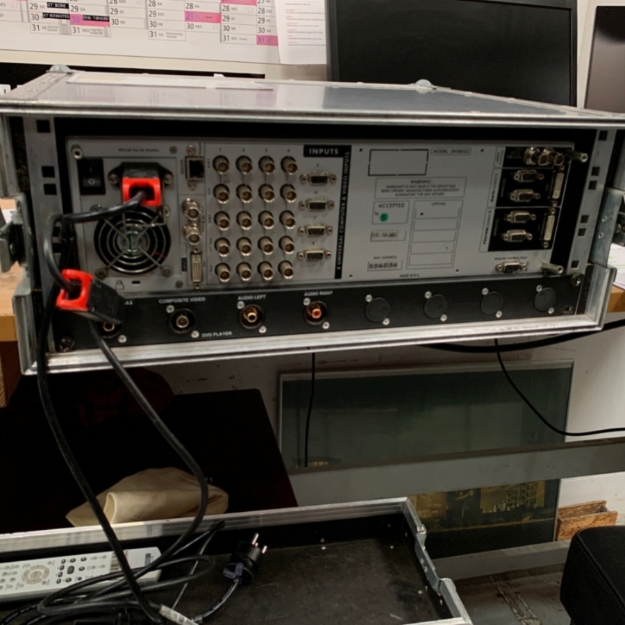 Analog way DI-VentiX 8 universal input video/vga mixerscaler Analog way DI-VentiX 8 universal input video/vga mixerscaler