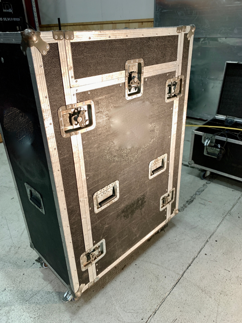 ADB Microrack 48 x 2Kw dæmper