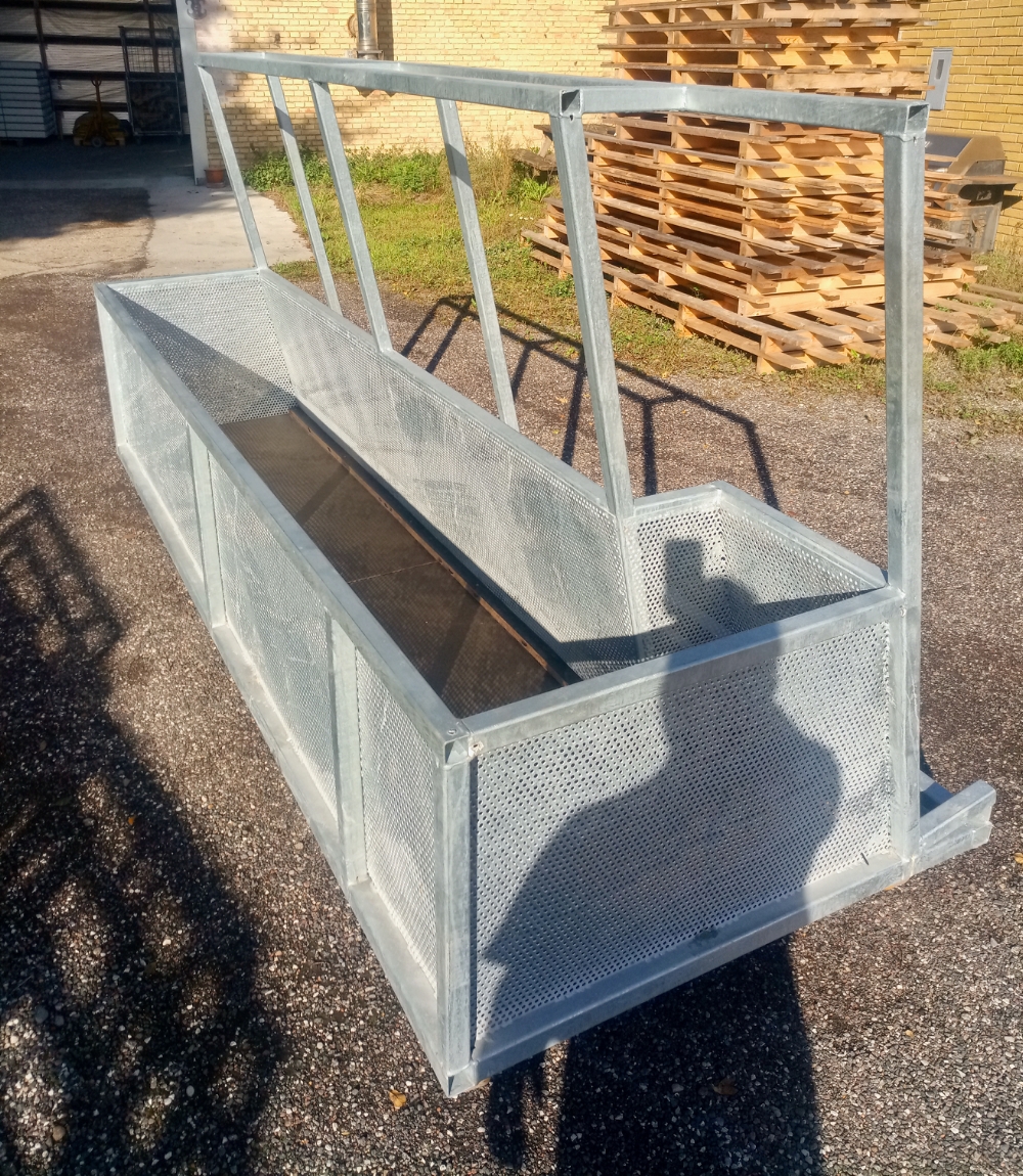 NSS Dolly for rolling stage