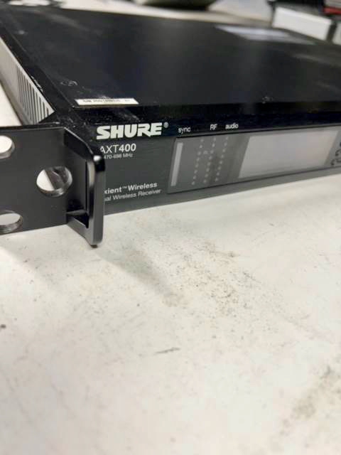 Shure axt400/axt100 system Shure axt400/axt100 system