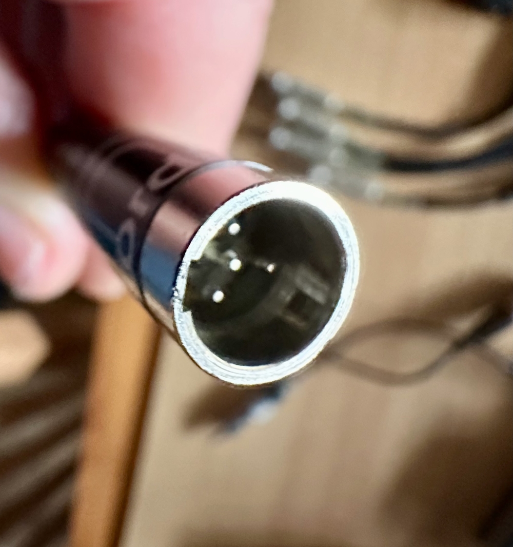 Sennheiser Antenna Booster AB3-3 and cable