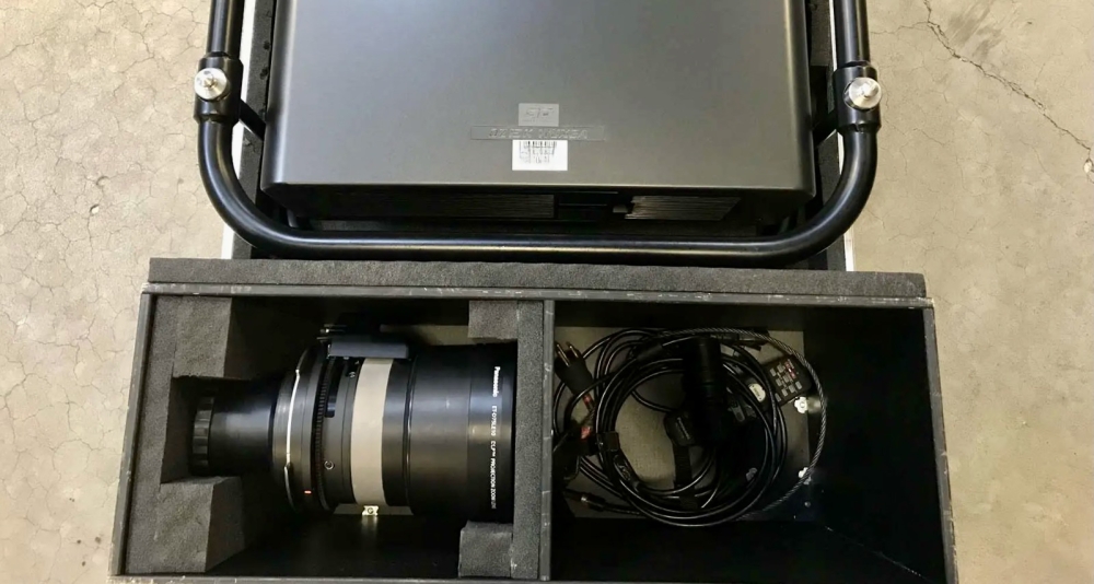 Panasonic DZ13K w/ ET-D75LE10 Panasonic DZ13K w/ ET-D75LE10