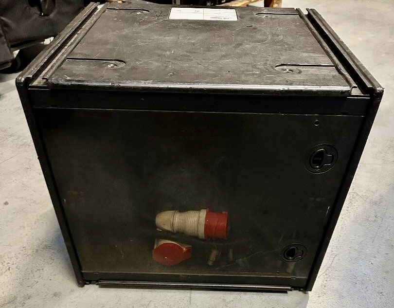 L-Acoustics LA8 Amp Rack aes