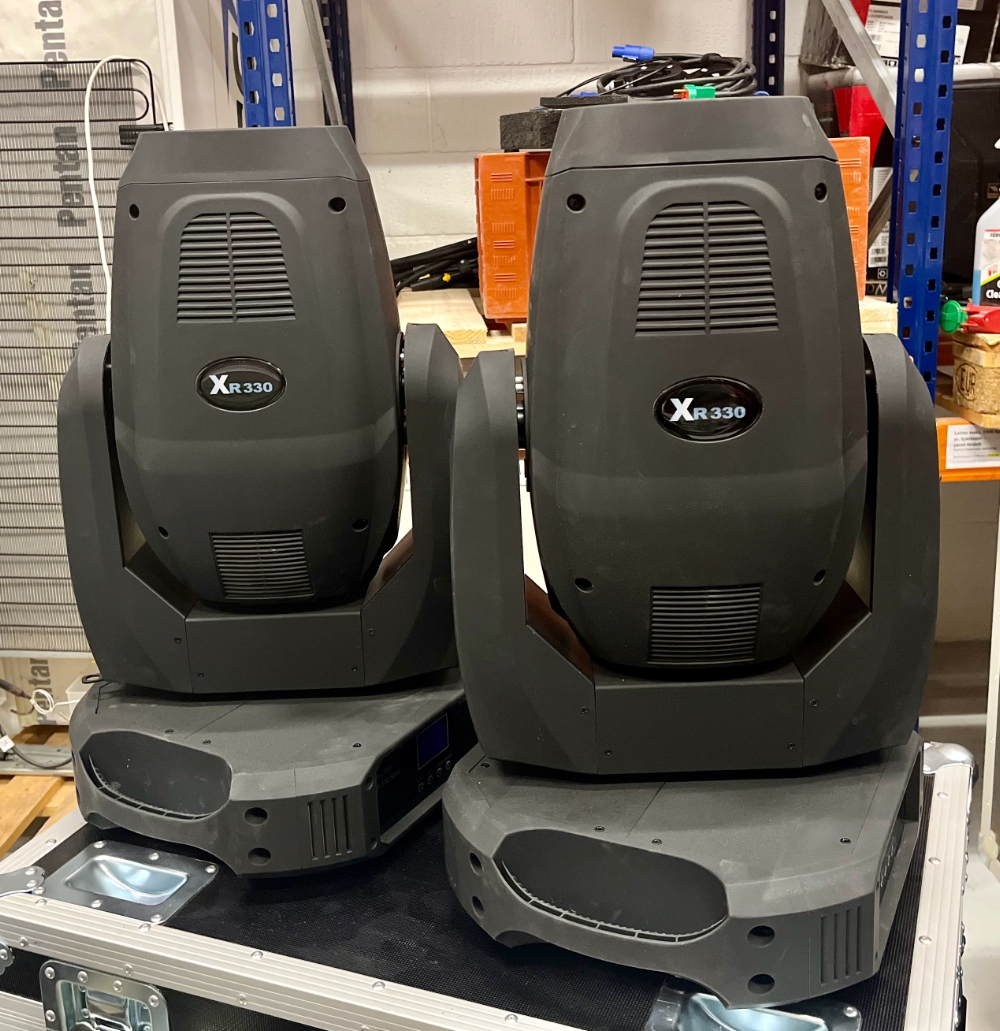 PR Lighting XR 330 Spot