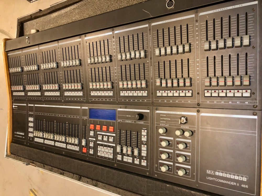 MA Lightcommander II Desk 48/6 DMX