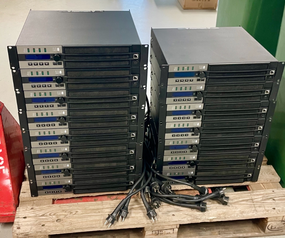 L-Acoustics LA8 Amp aes