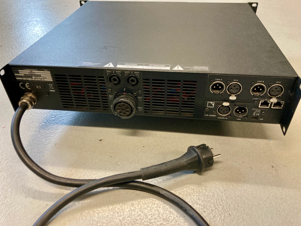 L-Acoustics LA8 Amp aes