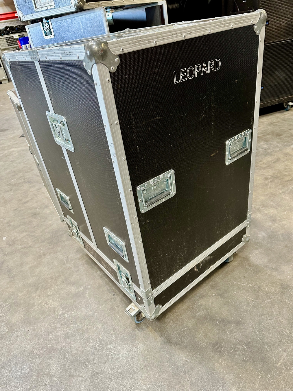Meyer Sound LEOPARD compact linear line array loudspeakers