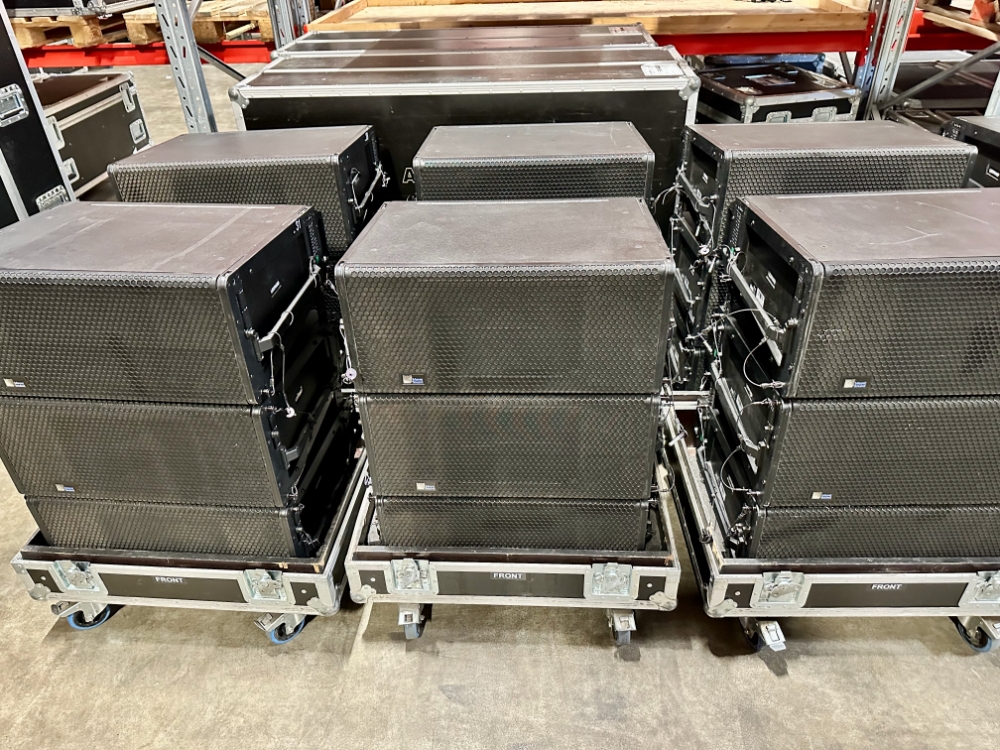 Meyer Sound LEOPARD compact linear line array loudspeakers