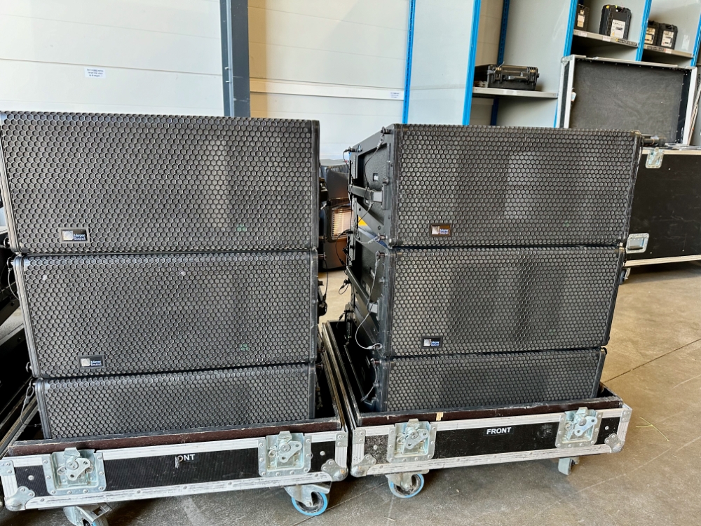 Meyer Sound LEOPARD compact linear line array loudspeakers