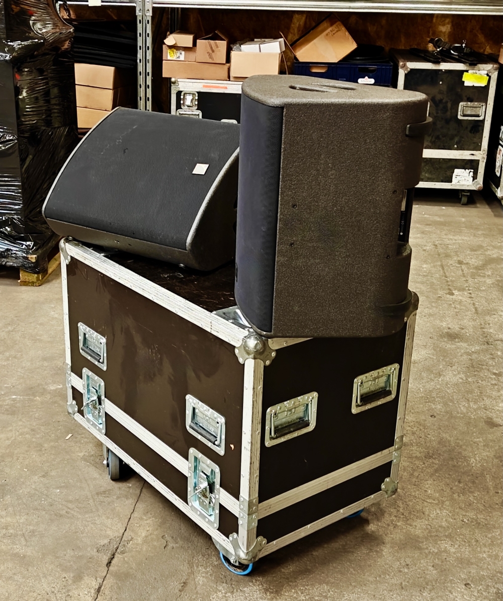 L-Acoustics X12 cased