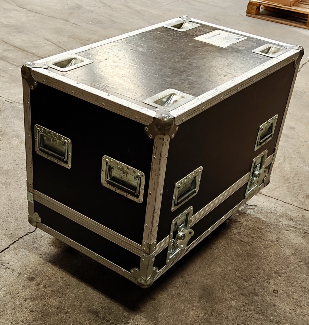 L-Acoustics X12 cased