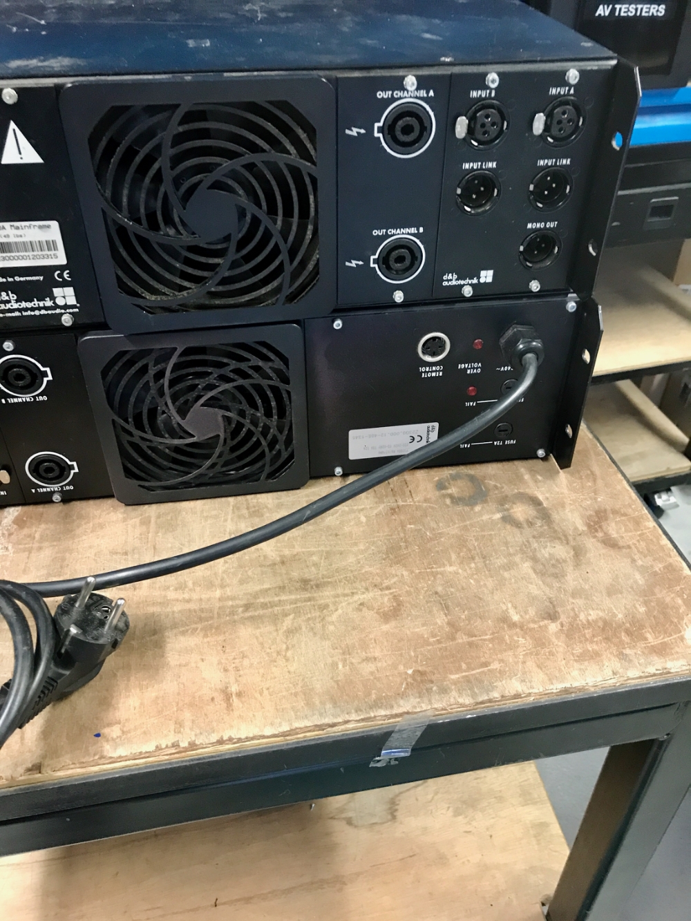 d&b P1200 amp