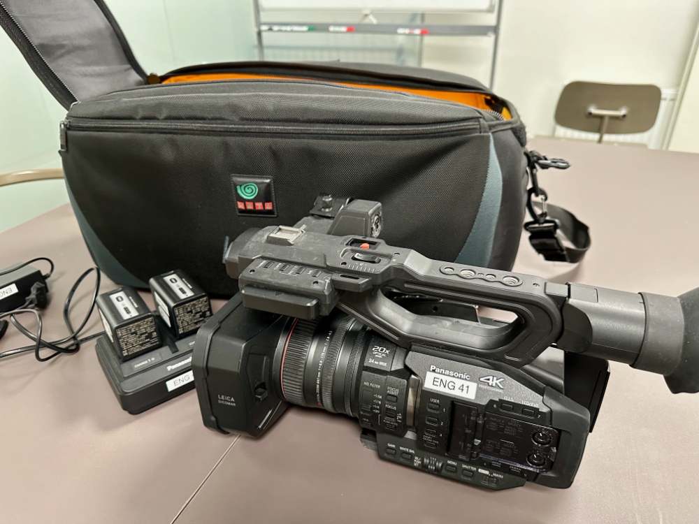 Panasonic AG-UX 90EJ - 180EJ