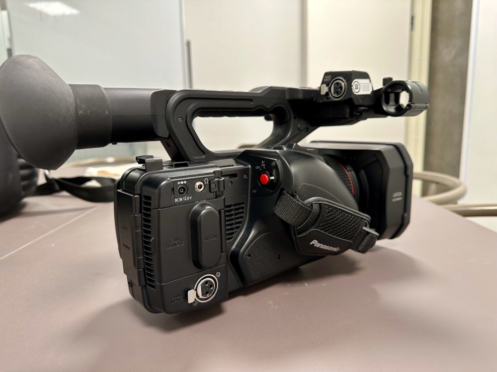 Panasonic AG-UX 90EJ - 180EJ