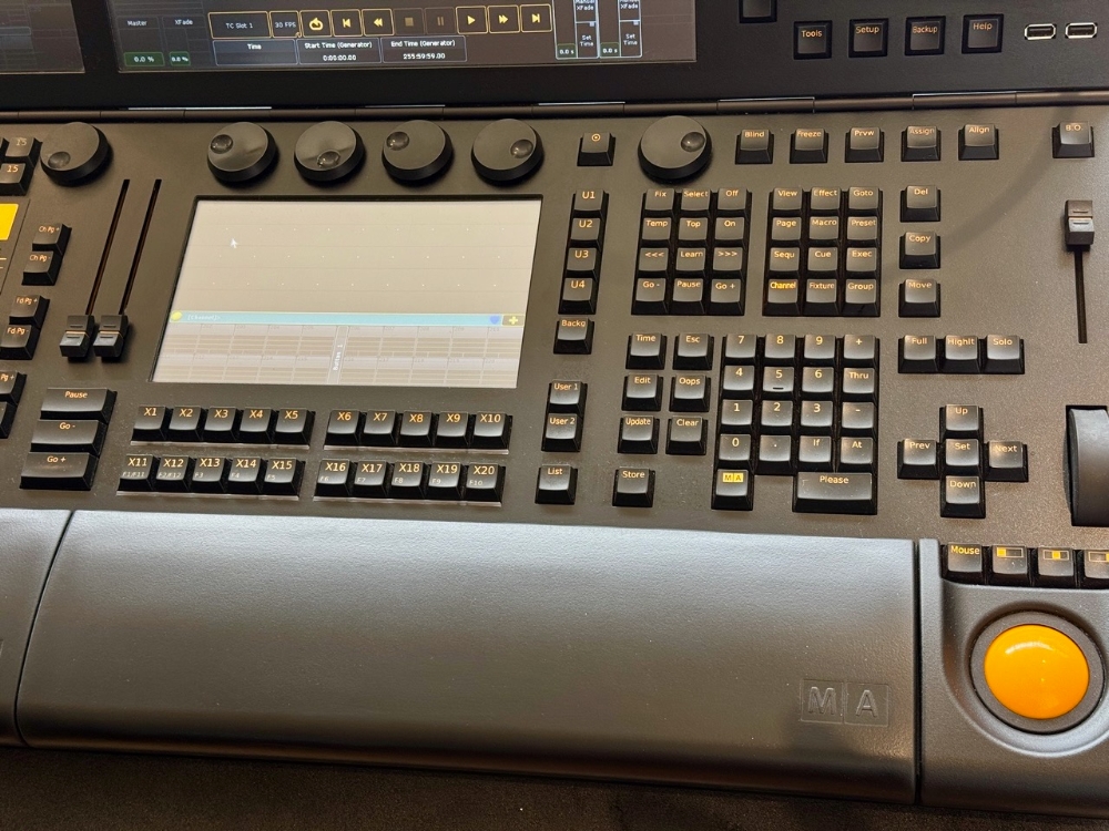 MA Lightning GrandMA2 Light