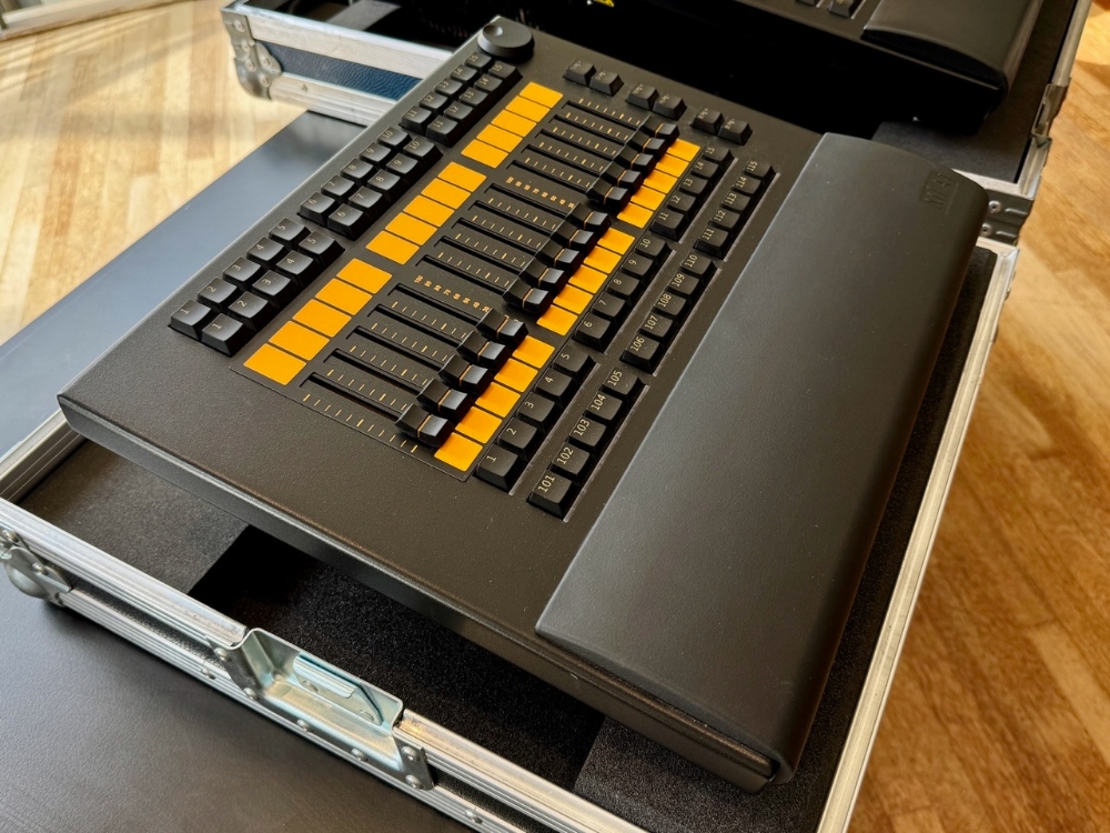 MA Lightning GrandMA2 Faderwing MA Lightning GrandMA2 Faderwing