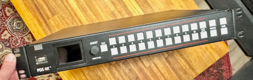 Barco PDS-4K SDI w Displayport/Dante option