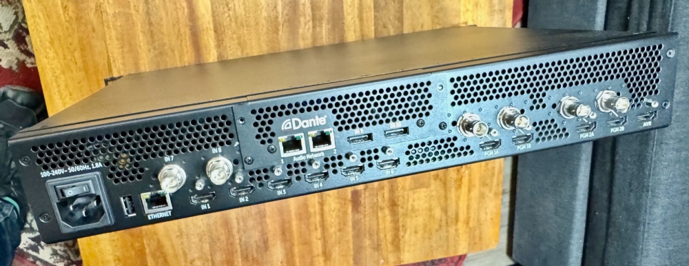 Barco PDS-4K SDI w Displayport/Dante option