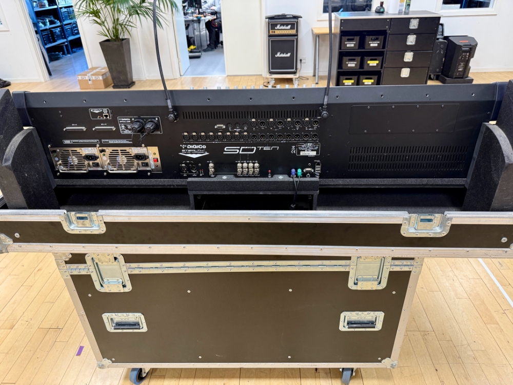 DiGiCo SD10-36