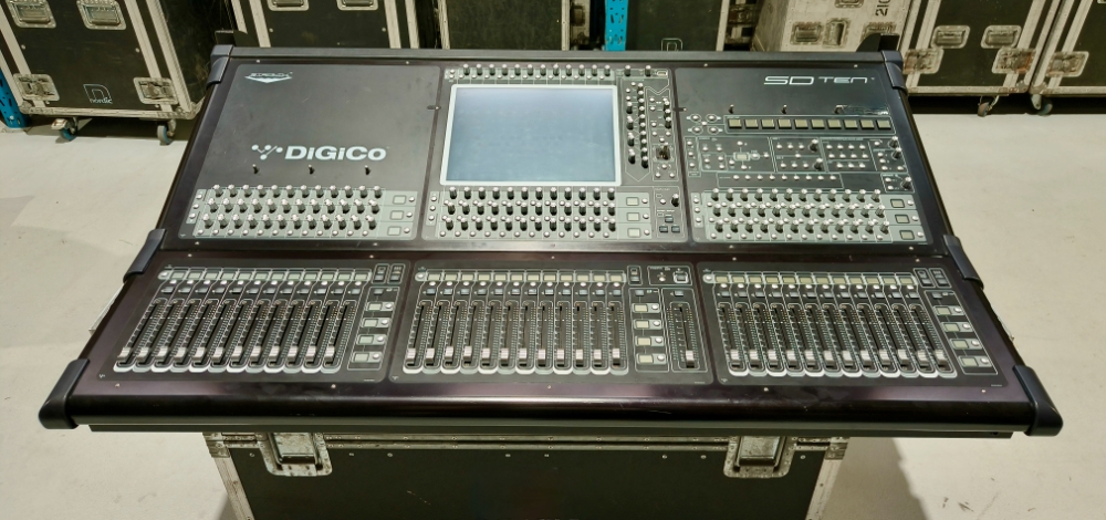 DiGiCo SD10