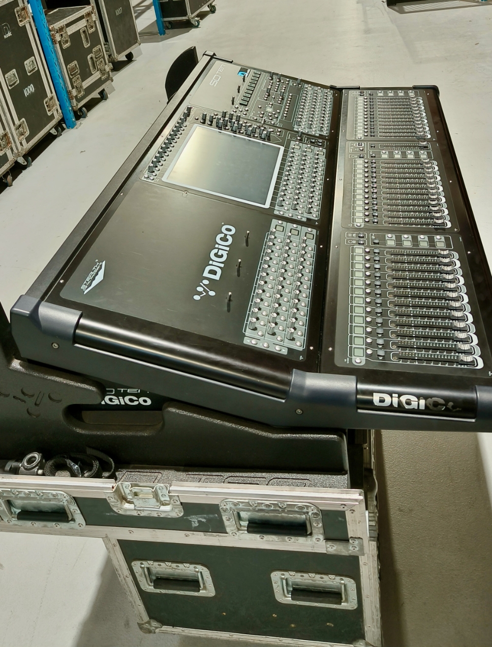 DiGiCo SD10