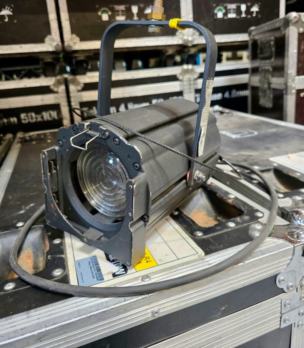 Selecon Acclaim Fresnel 650W Selecon Acclaim Fresnel 650W